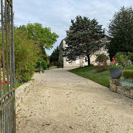 Domaine De La Perthuiserie Saint-Porchaire Esterno foto