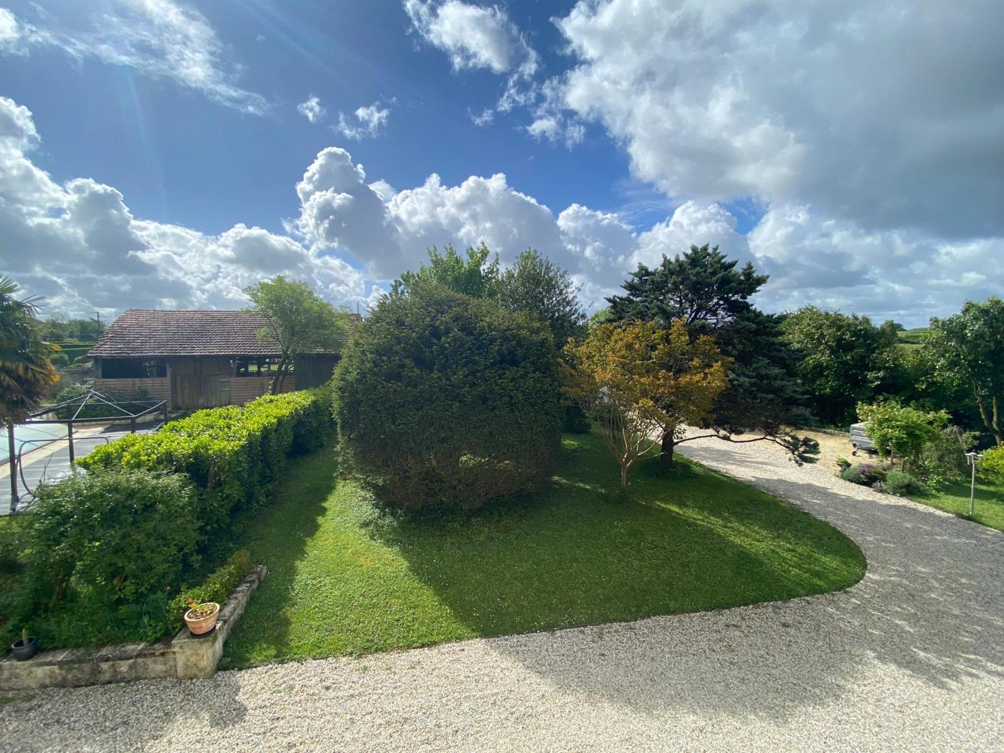 Domaine De La Perthuiserie Saint-Porchaire Esterno foto